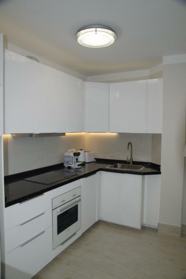Sunny Apartment Colina Blanca Адехе Екстериор снимка