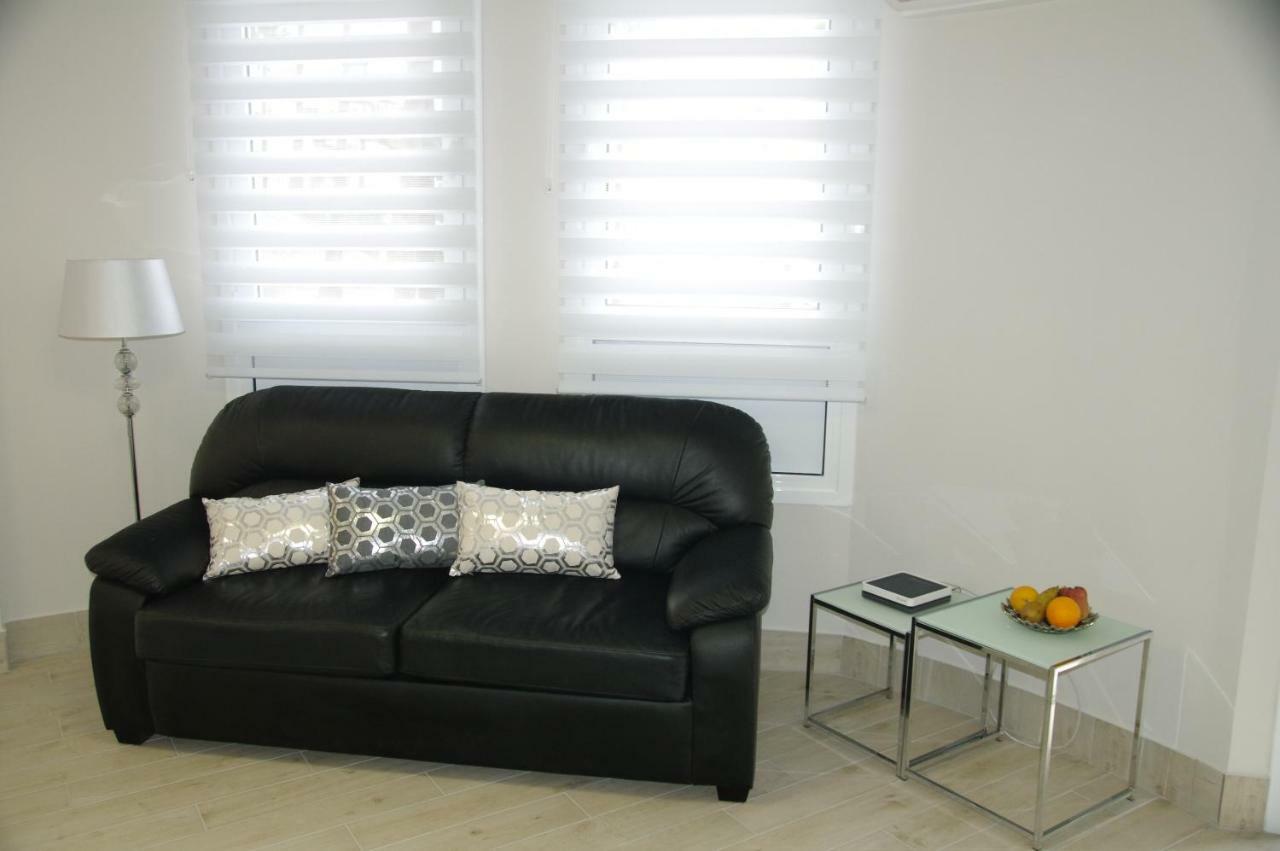 Sunny Apartment Colina Blanca Адехе Екстериор снимка