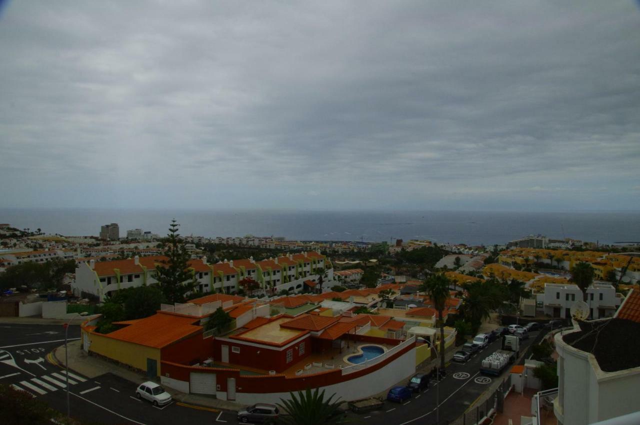 Sunny Apartment Colina Blanca Адехе Екстериор снимка