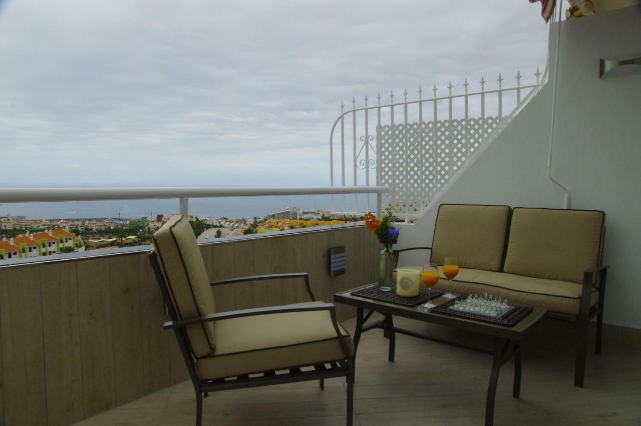 Sunny Apartment Colina Blanca Адехе Екстериор снимка