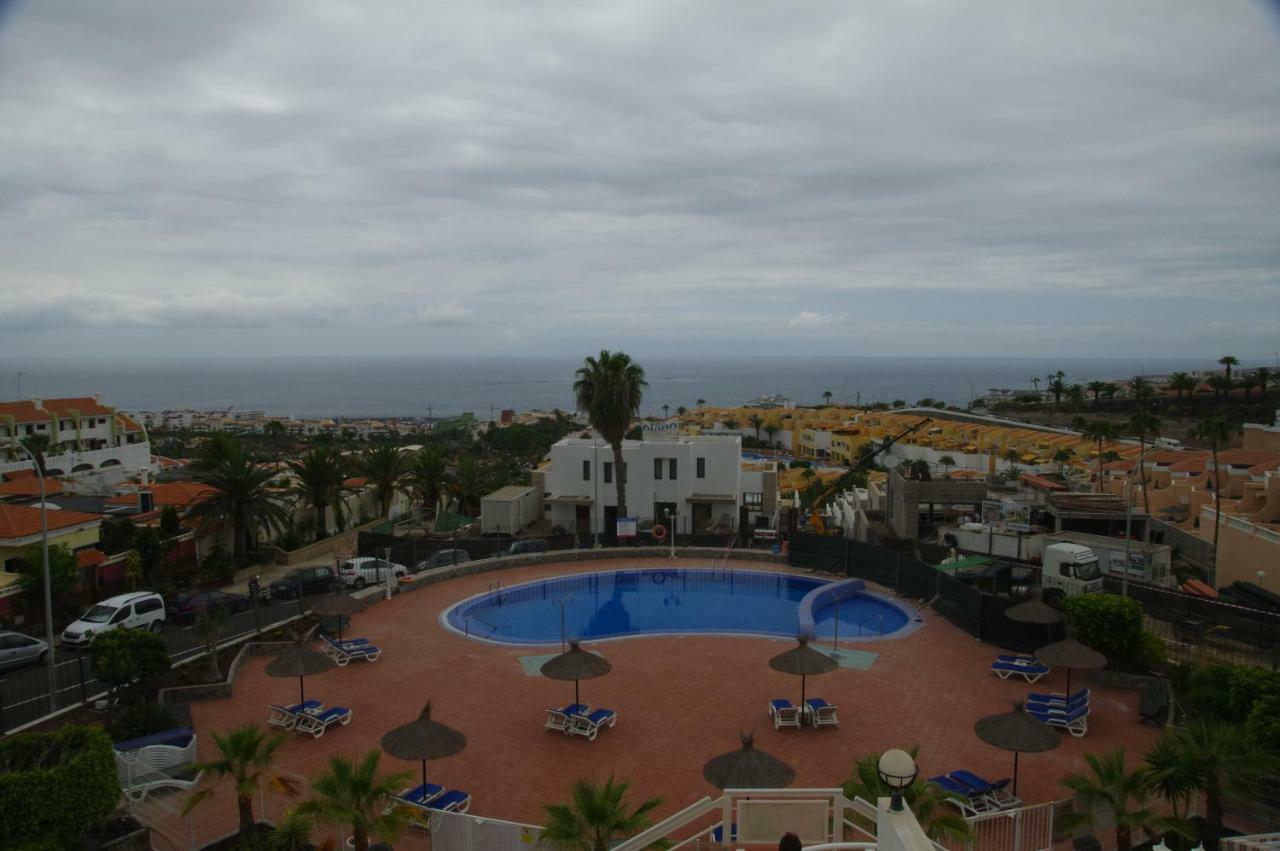 Sunny Apartment Colina Blanca Адехе Екстериор снимка